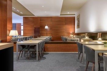 Ac Hotel Alcala De Henares By Marriott
