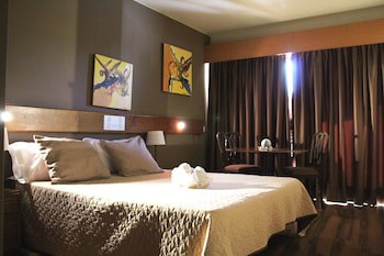 Hotel Meia Lua