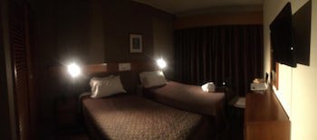 Hotel Meia Lua