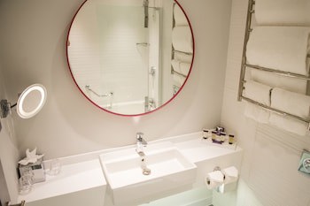 Cottons Hotel & Spa