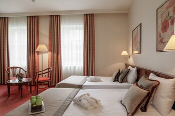 National Hotel