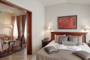 National Hotel