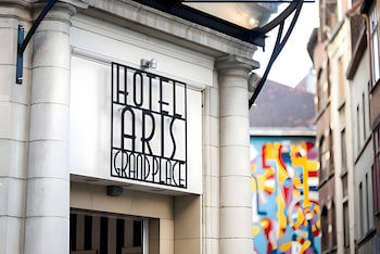 Aris Grand-Place Hotel