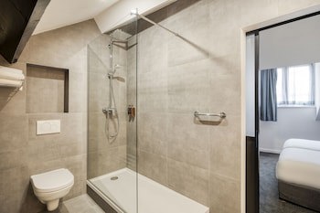 Aris Grand-Place Hotel