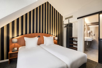 Aris Grand-Place Hotel