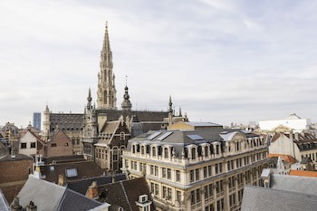 Aris Grand-Place Hotel