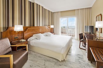 Elba Motril Beach & Business Resort