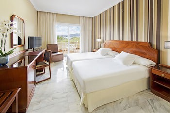 Elba Motril Beach & Business Resort