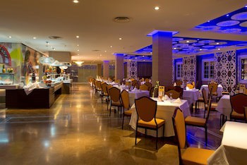 Elba Motril Beach & Business Resort