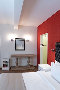Casa Bonita Hotel & Luxury Residence