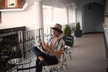 Casa Bonita Hotel & Luxury Residence