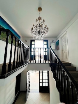 Casa Bonita Hotel & Luxury Residence