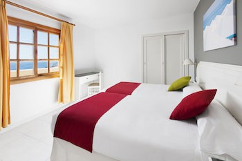Elba Castillo San Jorge & Antigua Suite Hotel