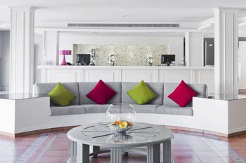 Elba Castillo San Jorge & Antigua Suite Hotel