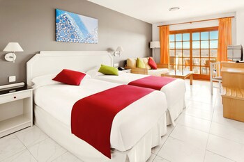 Elba Castillo San Jorge & Antigua Suite Hotel