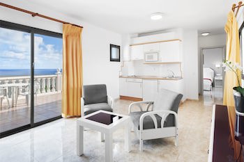 Elba Lucia Sport & Suite Hotel