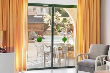 Elba Lucia Sport & Suite Hotel