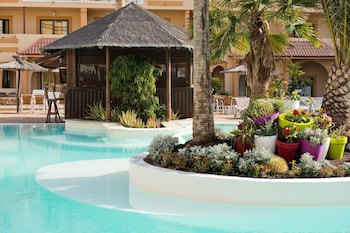 Elba Lucia Sport & Suite Hotel