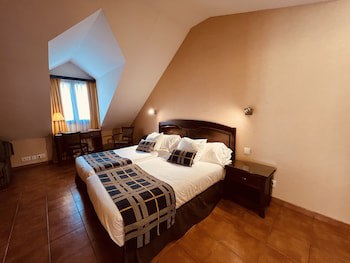 Hospedium Hotel Los Lanceros