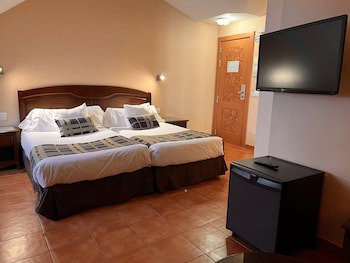 Hospedium Hotel Los Lanceros