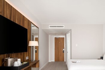 Courtyard By Marriott Glasgow Airport