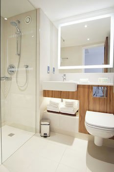 Courtyard By Marriott Glasgow Airport