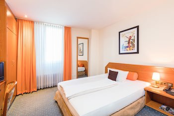 Hotel Servatius Koln galeri fotoğrafı