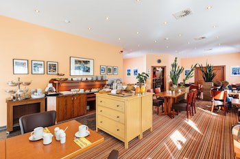 Hotel Servatius Koln fotoğrafı