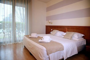 Phi Hotel Emilia galeri fotoğrafı