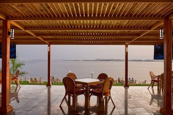 Mercure Ismailia Forsan Island Hotel