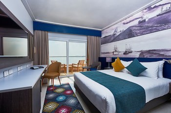 Mercure Ismailia Forsan Island Hotel