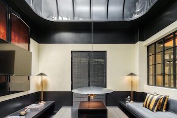Duxton Reserve Singapore, Autograph Collection