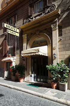Hotel Paris fotoğrafı