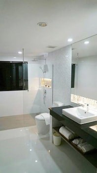 Bossotel Chiang Mai