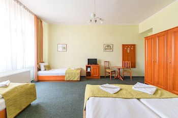 Baross City Hotel