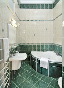 Baross City Hotel