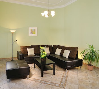 Baross City Hotel