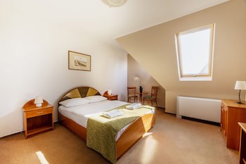 Baross City Hotel