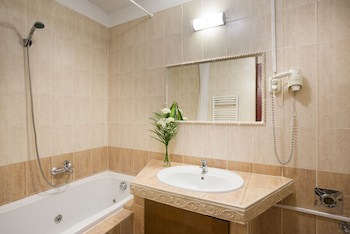 Baross City Hotel