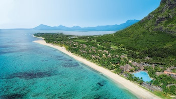 Dinarobin Beachcomber Golf Resort & Spa