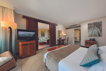 Dinarobin Beachcomber Golf Resort & Spa