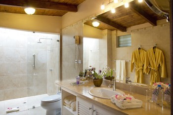 La Mirage Garden Hotel And Spa