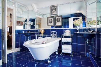 Summer Lodge Country House Hotel