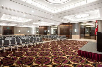 Crowne Plaza Hotel Beirut, An Ihg Hotel