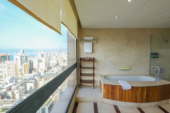 Crowne Plaza Hotel Beirut, An Ihg Hotel