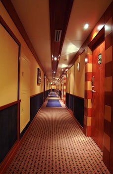 Crowne Plaza Hotel Beirut, An Ihg Hotel