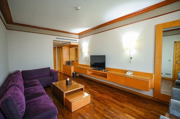 Crowne Plaza Hotel Beirut, An Ihg Hotel