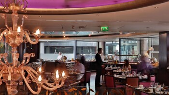 Crowne Plaza Hotel Beirut, An Ihg Hotel