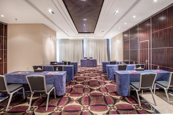 Crowne Plaza Hotel Beirut, An Ihg Hotel