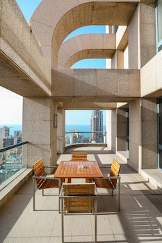 Crowne Plaza Hotel Beirut, An Ihg Hotel
